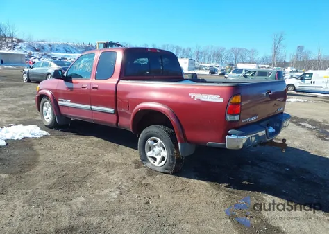 2004 Toyota Tundra Sr5 V8 z USA, uszkodzony, nr VIN 5TBBT441X4S448607